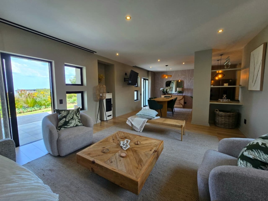 To Let 2 Bedroom Property for Rent in Oubaai Western Cape